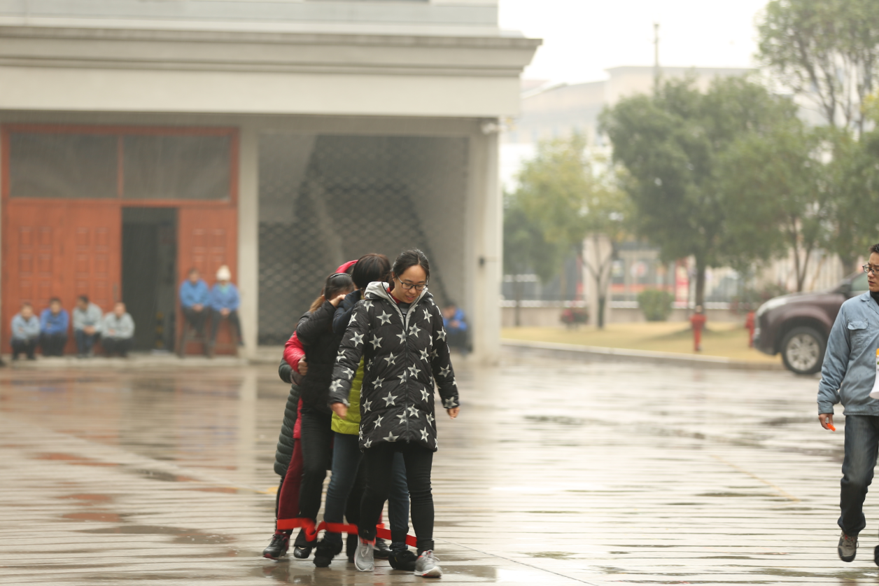 1515045375762781.png QQ图片20180104135405.png