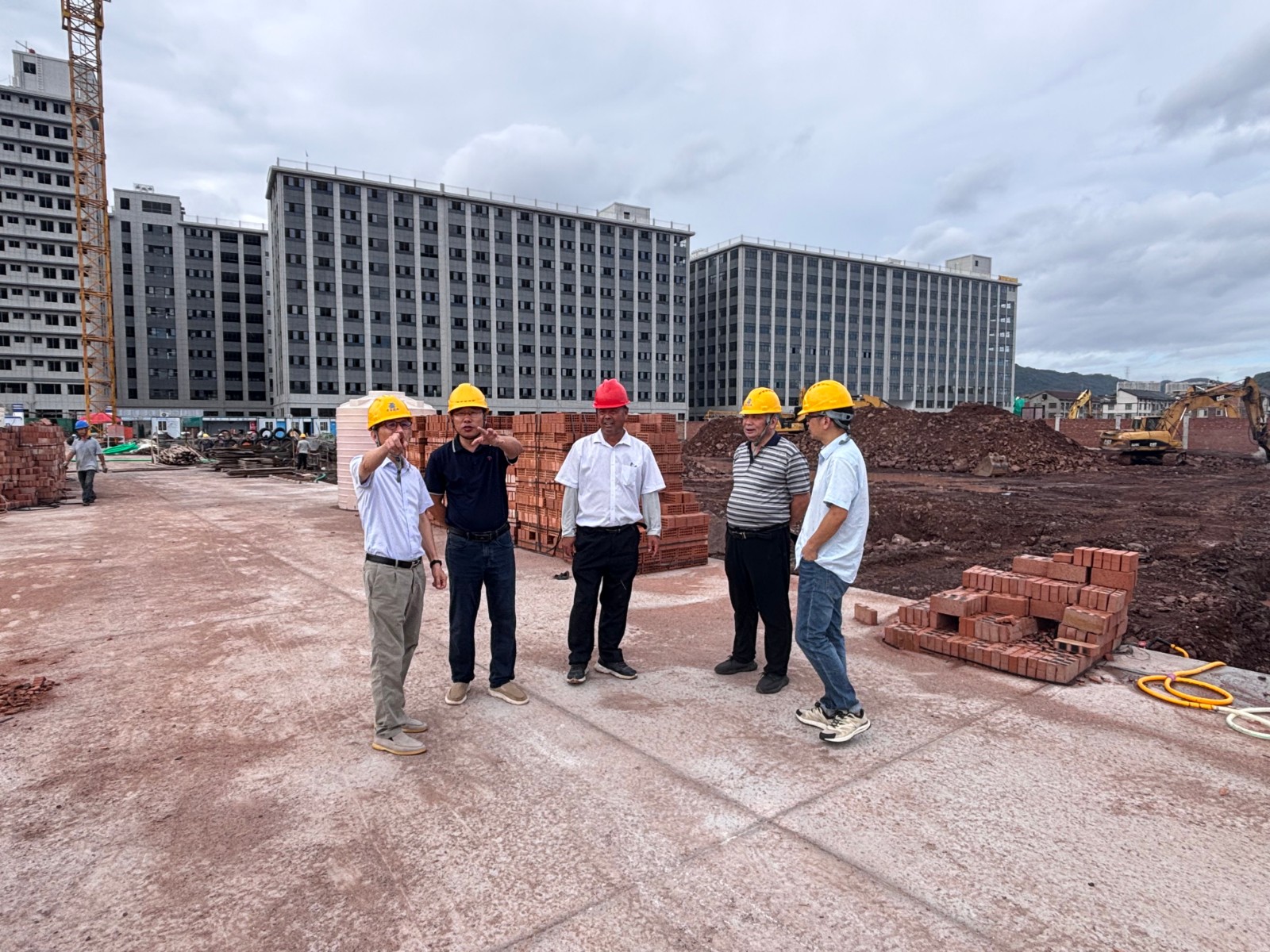 1752911913955231.jpg 1752911913955231.jpg